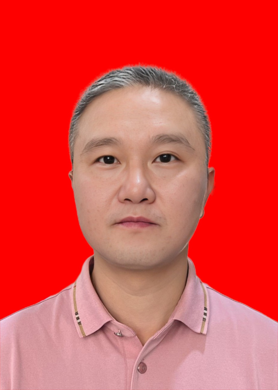 第十三任校长：欧禹良
