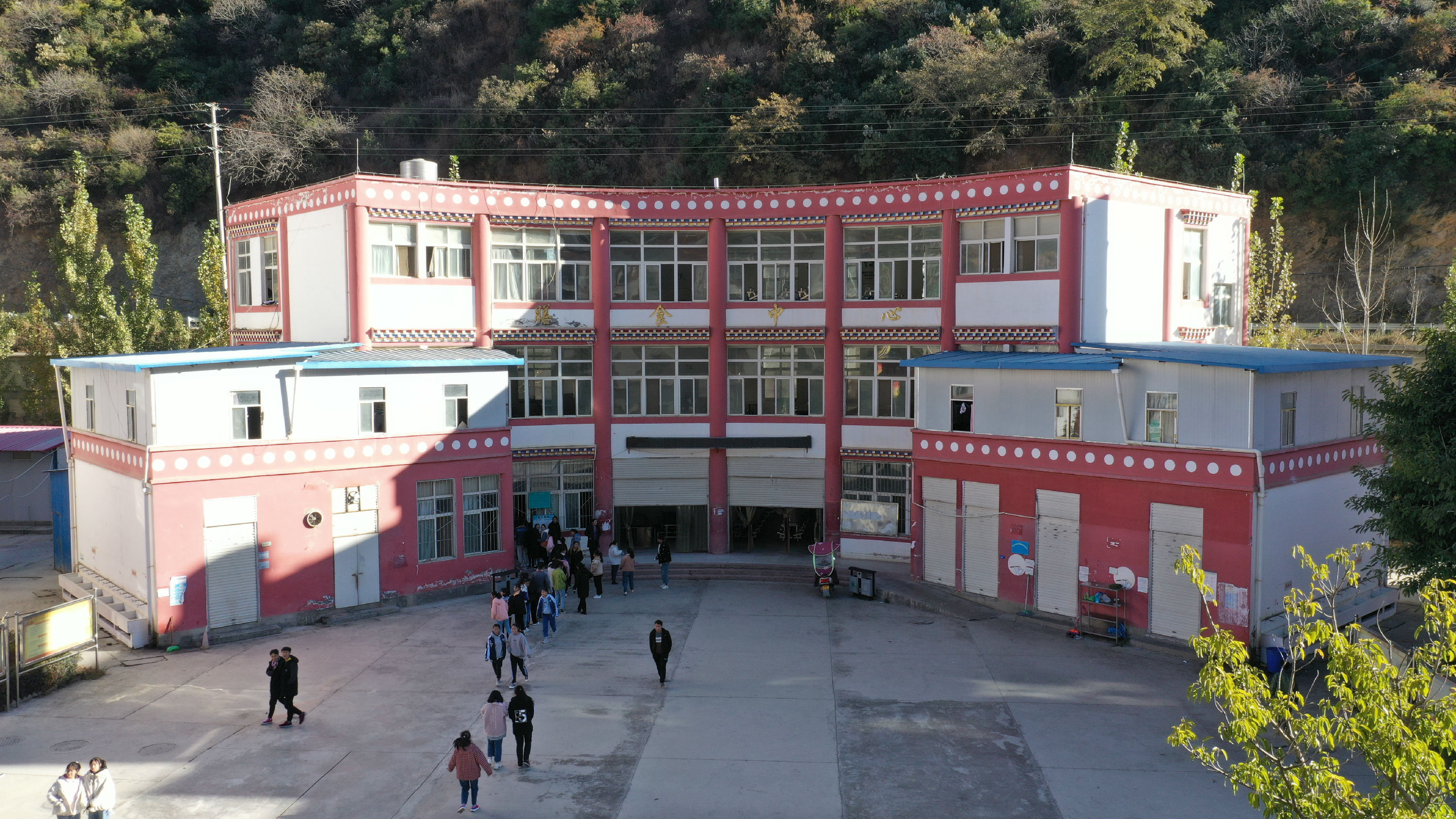 高中部校园