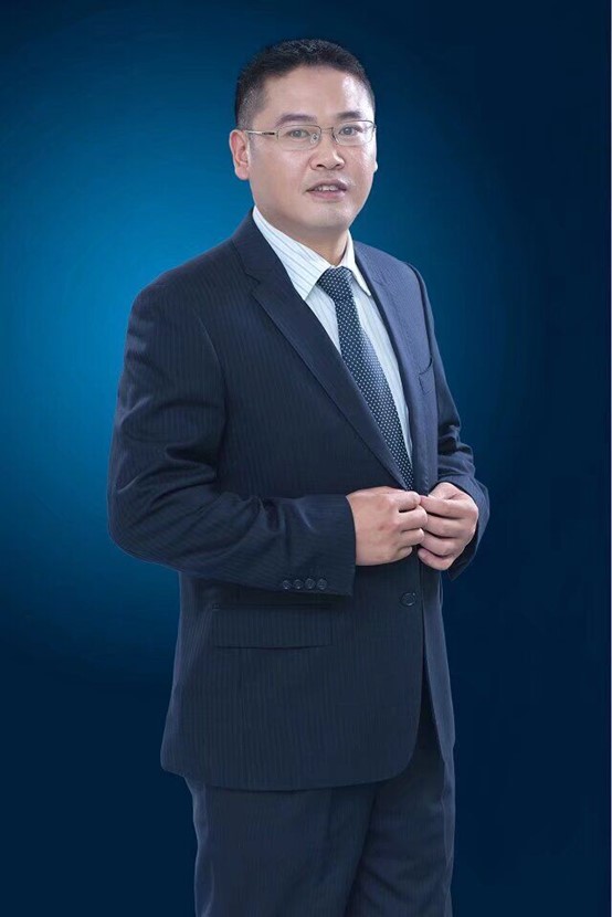 “组团式”帮扶教师——杜东洋