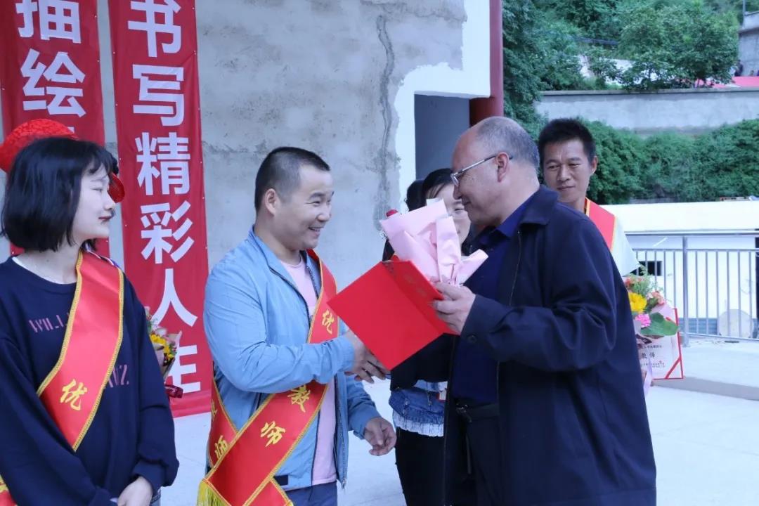 微信图片_20201031230044.jpg